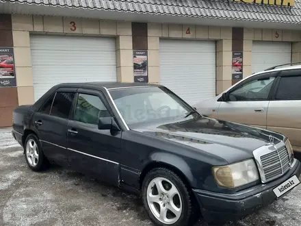 Mercedes-Benz E 200 1989 года за 1 000 000 тг. в Алматы – фото 5