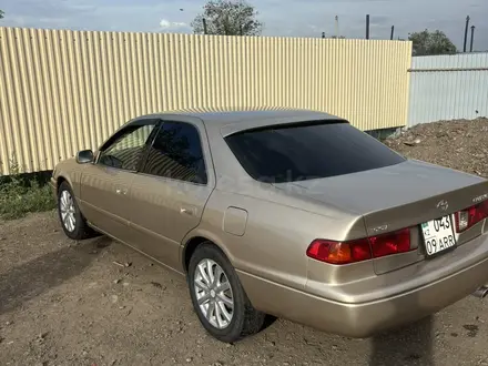 Toyota Camry 2000 года за 3 200 000 тг. в Караганда – фото 3