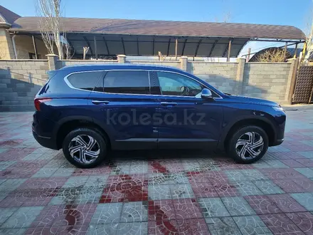 Hyundai Santa Fe 2022 года за 16 800 000 тг. в Астана – фото 3