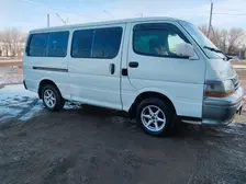 Toyota HiAce, 1998