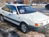 Volkswagen Passat 1993 годаүшін1 450 000 тг. в Караганда – фото 4