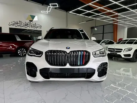 BMW X5 2023 года за 36 500 000 тг. в Алматы – фото 2