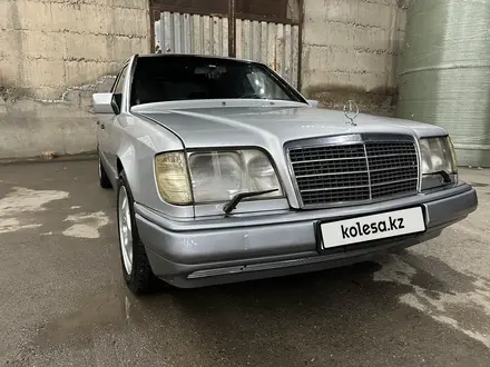 Mercedes-Benz E 220 1995 года за 3 150 000 тг. в Шымкент – фото 8