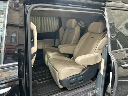 Kia Carnival 2021 года за 24 000 000 тг. в Алматы – фото 9