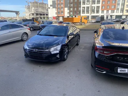 Hyundai Elantra 2019 года за 8 200 000 тг. в Астана – фото 3