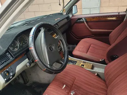 Mercedes-Benz E 230 1989 года за 1 300 000 тг. в Алматы – фото 11