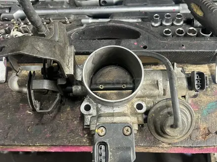 Привозная дроссельная заслонка на TOYOTA за 2 000 тг. в Алматы