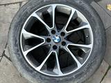Диски летней резиной на BMW X5 за 220 000 тг. в Алматы – фото 4