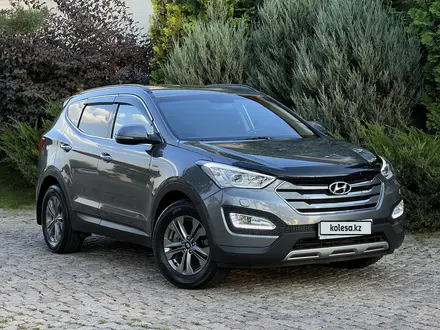 Hyundai Santa Fe 2014 года за 9 650 000 тг. в Алматы