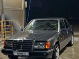 Mercedes-Benz E 200 1993 годаүшін1 700 000 тг. в Караганда