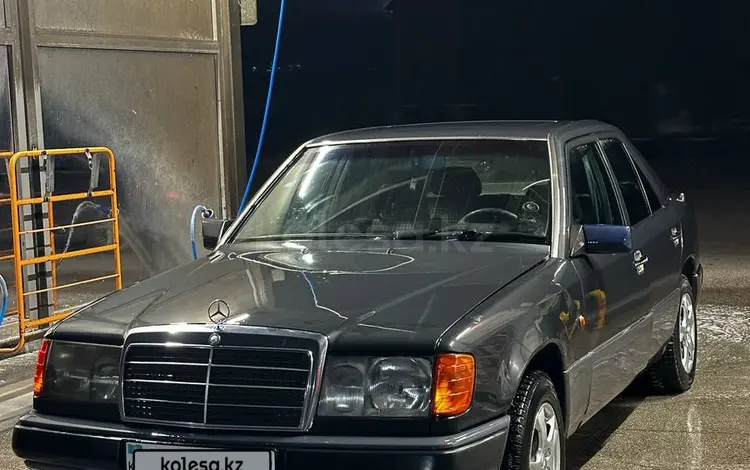 Mercedes-Benz E 200 1993 годаүшін1 700 000 тг. в Караганда