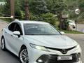 Toyota Camry 2019 годаfor15 000 000 тг. в Алматы