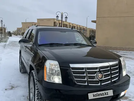 Cadillac Escalade 2007 года за 12 000 000 тг. в Актау – фото 2