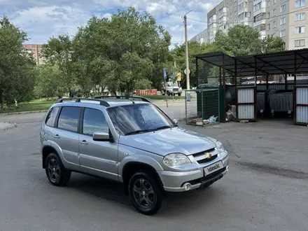 Chevrolet Niva 2016 года за 3 700 000 тг. в Караганда – фото 3