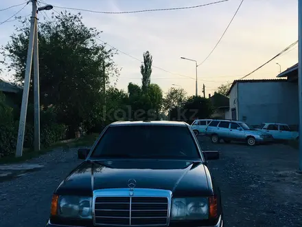 Mercedes-Benz E 220 1992 года за 2 800 000 тг. в Туркестан – фото 18