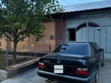 Mercedes-Benz E 220 1992 года за 2 800 000 тг. в Туркестан – фото 10