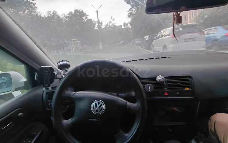 Volkswagen Golf 2000 года за 1 400 000 тг. в Караганда