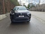 Toyota RAV4 2020 года за 9 900 000 тг. в Тбилиси