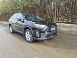 Toyota RAV4 2020 года за 9 900 000 тг. в Тбилиси – фото 3