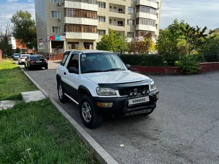 Toyota RAV4 1999 года за 3 900 000 тг. в Алматы – фото 2