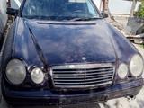 Mercedes-Benz E 230 1995 годаүшін1 600 000 тг. в Абай (Абайский р-н) – фото 2