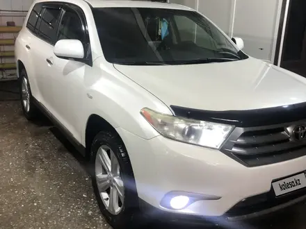 Toyota Highlander 2012 года за 12 000 000 тг. в Астана – фото 3