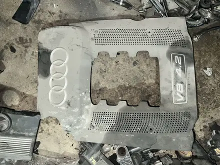 Крышка двигателя (капотеровка) для Audi за 10 000 тг. в Алматы