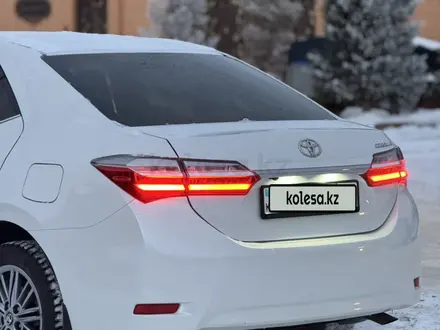 Toyota Corolla 2018 года за 8 100 000 тг. в Актобе – фото 9