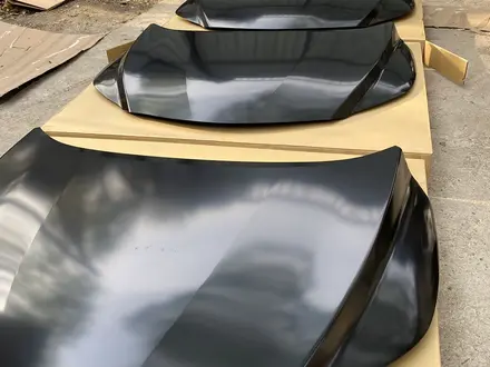 Капоты Тойота Камри Toyota Camry Ленд Крузер Land Cruiser Крузер Прадо за 100 000 тг. в Павлодар