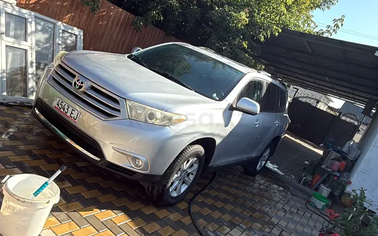 Toyota Highlander 2011 года за 9 500 000 тг. в Атырау
