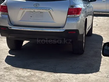 Toyota Highlander 2011 года за 9 500 000 тг. в Атырау – фото 3