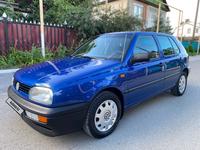 Volkswagen Golf 1994 годаfor2 550 000 тг. в Костанай