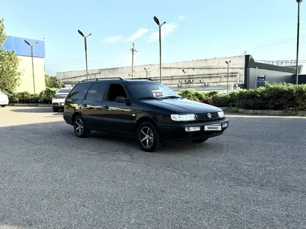 Volkswagen Passat 1996 года за 2 250 000 тг. в Шымкент