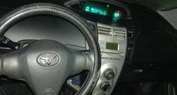 Toyota Yaris 2007 годаfor2 750 000 тг. в Астана – фото 2