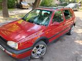 Volkswagen Golf 1993 годаүшін1 000 000 тг. в Алматы