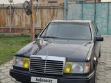 Mercedes-Benz E 220 1993 года за 1 200 000 тг. в Тараз