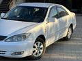 Toyota Camry 2004 годаfor4 750 000 тг. в Актобе – фото 2