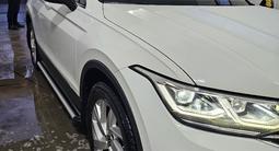 Volkswagen Tiguan 2021 года за 14 500 000 тг. в Шымкент – фото 4