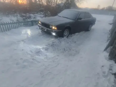 BMW 520 1992 года за 1 400 000 тг. в Астана – фото 2