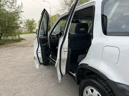 Honda CR-V 2000 года за 4 800 000 тг. в Алматы – фото 9