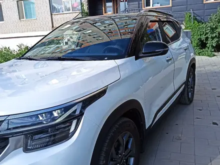 Kia Seltos 2024 года за 9 900 000 тг. в Актобе – фото 2
