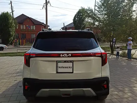 Kia Seltos 2024 года за 9 900 000 тг. в Актобе – фото 7
