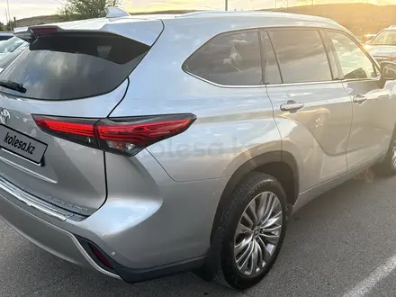 Toyota Highlander 2022 года за 27 500 000 тг. в Алматы – фото 3