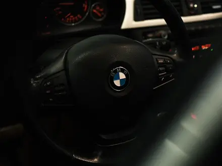 BMW 320 2015 года за 9 900 000 тг. в Астана – фото 16