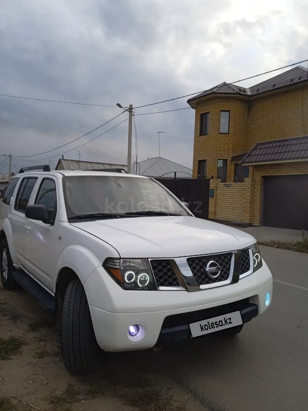 Nissan Pathfinder, 2005