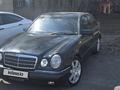 Mercedes-Benz E 240 1998 года за 2 800 000 тг. в Караганда – фото 11
