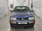 Volkswagen Golf 1994 года за 2 500 000 тг. в Усть-Каменогорск – фото 4