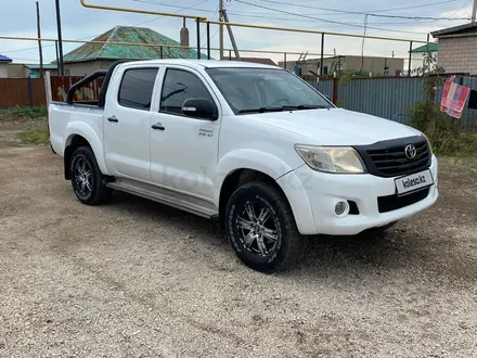 Toyota Hilux 2012 года за 10 000 000 тг. в Шымкент – фото 20