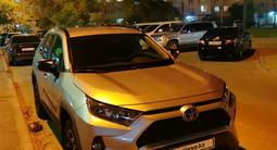 Toyota RAV4 2020 года за 12 850 000 тг. в Актау – фото 3