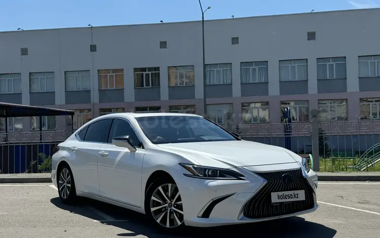 Lexus ES 250 2020 годаfor20 500 000 тг. в Петропавловск
